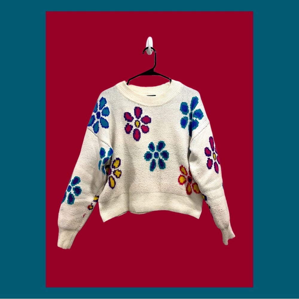 Wild Fable 70’s Groovy Sweater